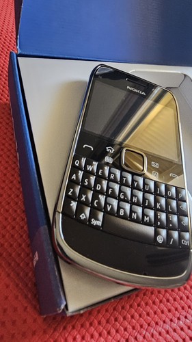 Nokia nero telefono - e6-00,